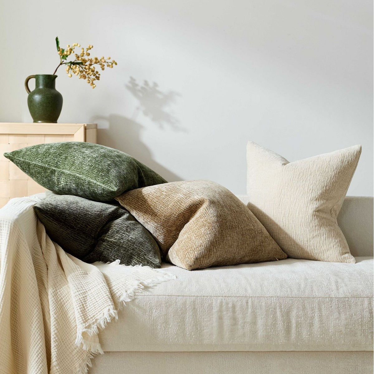 غطاء وسادة منقوش من الشينيل بأ - مراجعة Textured Throw Natural وسعره